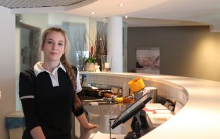 Sandy Simke, 18 Jahre, Hotelfachfrau